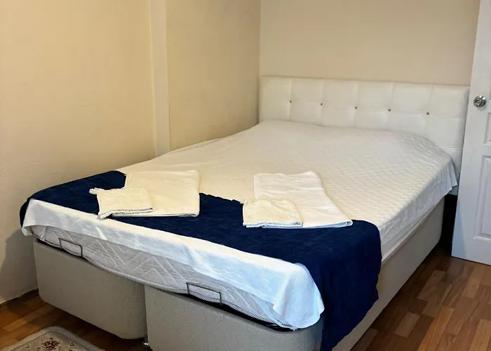 Efe Apartman *