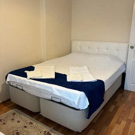 Efe Apartment *