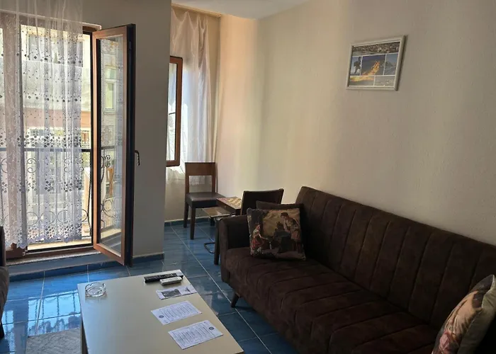 Apartament Efe *